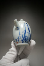 Load image into Gallery viewer, Qinghua Plum Blossoms Jingdezhen Fine Porcelain Teapot by Master KuangShi 青花匡石手绘高士壶-梅花 85ml