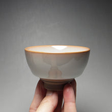 Load image into Gallery viewer, 85ml Ltd. Ed. Ruyao FangHua Master Teacup 汝窑芳华主人杯