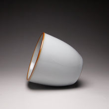 Load image into Gallery viewer, 85ml Moon White Ruyao Hanxiang Teacup 月白汝窑涵香杯