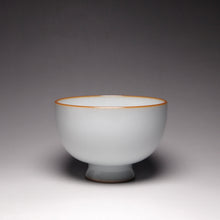 Load image into Gallery viewer, 85ml Moon White Ruyao Goblet Teacup 月白高脚杯