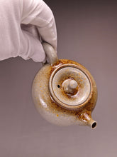 Load image into Gallery viewer, Wood Fired Wide Spout Nixing Teapot with Pale Ash Glaze by Li Wenxin 李文新柴烧坭兴壶 125ml