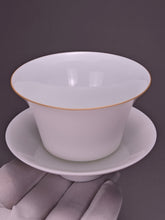 Load image into Gallery viewer, 90ml Little Horseshoe Tianbai Jingdezhen Porcelain Gaiwan with Brown Rim