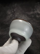 Load image into Gallery viewer, 90ml Zen Series Ruyao Shukou Teacup 汝窑束口悟道杯