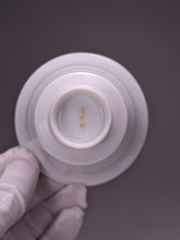Load image into Gallery viewer, 90ml Little Horseshoe Tianbai Jingdezhen Porcelain Gaiwan with Brown Rim