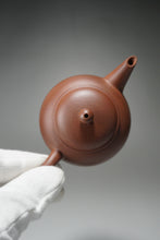 Load image into Gallery viewer, Small Red Dicaoqing Shuiping Yixing Teapot 红底槽青小水平壶 90ml