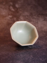 Load image into Gallery viewer, 90ml Renaissance Series Ruyao Octagon Teacup 汝窑复古釉八方杯