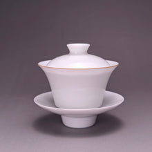 Load image into Gallery viewer, 90ml Little Horseshoe Tianbai Jingdezhen Porcelain Gaiwan with Brown Rim