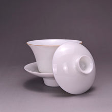 Load image into Gallery viewer, 90ml Little Horseshoe Tianbai Jingdezhen Porcelain Gaiwan with Brown Rim