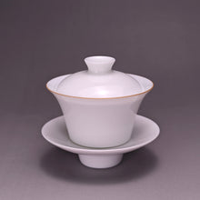 Load image into Gallery viewer, 90ml Little Horseshoe Tianbai Jingdezhen Porcelain Gaiwan with Brown Rim