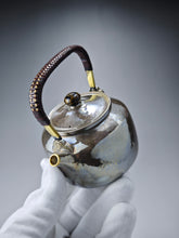 Load image into Gallery viewer, 999 Pure Silver Handmade Loop-Handled Teapot with Gold Plated Spout 紫皮提梁壶 185ml