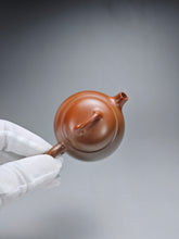 Load image into Gallery viewer, 100ml Egg Nixing Teapot with Yaobian by Li Wenxin 李文新泥兴阴阳蛋壶