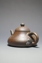 Load image into Gallery viewer, Wood Fired Yellow Jiangponi Hulupiao Yixing Teapot 柴烧黄降坡泥葫芦瓢 150ml