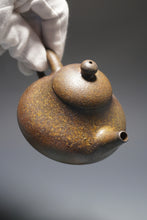 Load image into Gallery viewer, Wood Fired Yellow Jiangponi Hulupiao Yixing Teapot 柴烧黄降坡泥葫芦瓢 145ml
