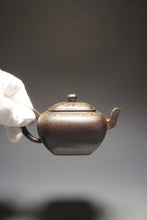 Load image into Gallery viewer, Wood Fired Lao Zini Wugou Yixing Teapot 柴烧老紫泥鸣远无垢 190ml