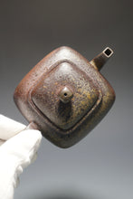 Load image into Gallery viewer, Wood Fired Lao Zini Wugou Yixing Teapot 柴烧老紫泥鸣远无垢 190ml