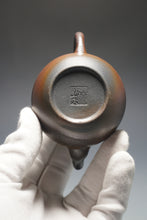 Load image into Gallery viewer, Wood Fired Lao Zini Siting Yixing Teapot 柴烧老紫泥思亭 140ml