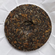 Load image into Gallery viewer, 2025 Sanquan Year of the Horse SHOUMEI White Tea from Fuding 三泉福马呈祥寿眉