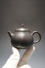 Load image into Gallery viewer, 130ml Dark Eggplant Teapot by Li Wenxin 李文新茄瓜泥兴壶 (深)