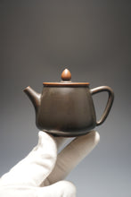 Load image into Gallery viewer, 120ml Gaopiao Nixing Teapot by Li Wenxin 李文新坭兴高瓢