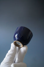 Load image into Gallery viewer, 80ml Jilan Blue Ruyao Teacup by Shan Kilns 善窑汝窑霁蓝直身盏