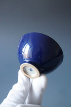 Load image into Gallery viewer, 85ml Jilan Blue Ruyao Wide Teacup by Shan Kilns 善窑汝窑霁蓝压手杯