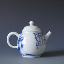 Load image into Gallery viewer, Qinghua Sleeping Cat Jingdezhen Fine Porcelain Teapot by Master KuangShi 青花匡石手绘懒猫巨轮珠 180ml