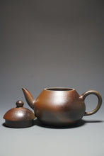 Load image into Gallery viewer, Wood Fired Dicaoqing Pear Yixing Teapot No.2 柴烧底槽清梨形 160ml (Copy)