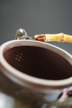 Load image into Gallery viewer, Wood Fired Huanglong Shan Zini Yixing Clay Round Kettle No.1 柴烧夹砂黄龙山紫泥烧水壶 820ml