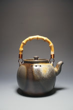 Load image into Gallery viewer, Wood Fired Huanglong Shan Zini Yixing Clay Round Kettle No.1 柴烧夹砂黄龙山紫泥烧水壶 820ml