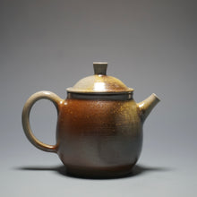 Load image into Gallery viewer, Wood Fired Julunzhu Nixing Teapot by Li Wenxin 李文新柴烧巨轮珠 160ml
