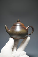 Load image into Gallery viewer, Wood Fired Dicaoqing Pear Yixing Teapot No.3 柴烧底槽清梨形 160ml