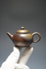 Load image into Gallery viewer, Wood Fired Dicaoqing Shuiping Yixing Teapot No.1 柴烧底槽清水平 80ml