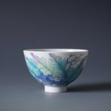 Load image into Gallery viewer, Wood Fired Doucai Bird and Banana Leaf Jingdezhen Porcelain Teacup 柴窑斗彩蕉叶杯 100ml