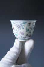 Load image into Gallery viewer, Wood Fired Doucai Flowers Jingdezhen Porcelain Teacup 柴窑斗彩菊花杯 90ml