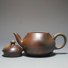Load image into Gallery viewer, Wood Fired Dicaoqing Pear Yixing Teapot No.3 柴烧底槽清梨形 160ml