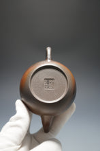 Load image into Gallery viewer, Wood Fired Dicaoqing Pear Yixing Teapot No.3 柴烧底槽清梨形 160ml