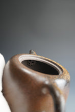 Load image into Gallery viewer, Wood Fired Dicaoqing Jinglan Yixing Teapot No.2 底槽清柴烧井栏 230ml