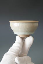 Load image into Gallery viewer, 100ml Ltd. Ed. Ruyao FangHua Beauty’s Shoulder Teacup no.3 芳华汝窑美人肩