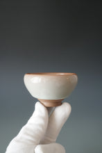 Load image into Gallery viewer, 80ml Ltd. Ed. Shan Kilns Ruyao FangHua Hanlu Teacup no.2 善窑汝窑芳华杯