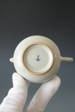 Load image into Gallery viewer, 130ml Pear Moon White Ruyao Teapot by Shan Kilns 善窑月白汝窑梨形