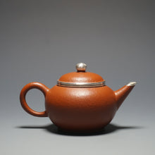 Load image into Gallery viewer, Repaired Silver Rim Zhuni Dahongpao Shuiping Yixing Teapot 朱泥大红袍包银小水平 105ml