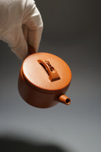 Load image into Gallery viewer, Fully Handmade Red Jiangponi Hanwa Yixing Teapot by Hu Manshan 胡漫山纯红降坡泥汉瓦 150ml