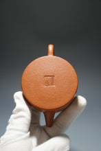 Load image into Gallery viewer, Fully Handmade Red Jiangponi Hanwa Yixing Teapot by Hu Manshan 胡漫山纯红降坡泥汉瓦 150ml