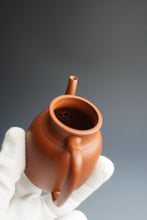 Load image into Gallery viewer, Fully Handmade Zhuni Zhuyin Yixing Teapot by Yu Bo 全手工余波朱泥竹隐 120ml