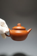 Load image into Gallery viewer, Fully Handmade Zhuni Pingai Shuiping Teapot by Pan Qiyuan 全手工潘器园极品朱泥平盖水平 150ml
