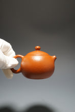 Load image into Gallery viewer, Fully Handmade Zhuni Xishi Yixing Teapot by Fan Yayun 全手工范亚云极品朱泥西施 140ml