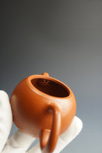 Load image into Gallery viewer, Fully Handmade Zhuni Xishi Yixing Teapot by Fan Yayun 全手工范亚云极品朱泥西施 140ml