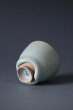 Load image into Gallery viewer, 65ml Shan Kilns Dripping Azure Ruyao Tall Teacup 善窑汝窑天青流釉杯