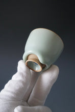 Load image into Gallery viewer, 65ml Shan Kilns Dripping Azure Ruyao Tall Teacup 善窑汝窑天青流釉杯