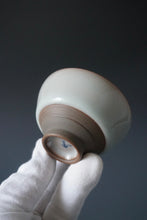 Load image into Gallery viewer, 90ml Ltd. Ed. Shan Kilns Ruyao FangHua Hanlu Teacup no.3 善窑汝窑芳华杯
